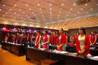 突破逆境全力以赴 緊抓機(jī)遇再創(chuàng)輝煌！