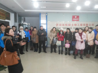 瑞雪兆豐年  開(kāi)門紅滿天